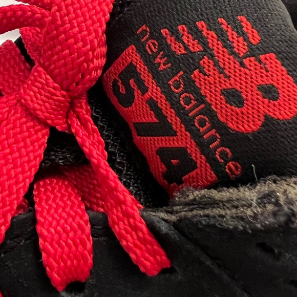 New Balance Men's 574 Black/Red Classics ML574NRC Mens size 6.5 - Picture 5 of 9